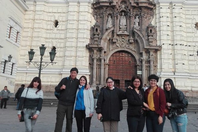 Guided Tours in Colonial and Modern Lima - El Olivar, the green pause in San Isidro