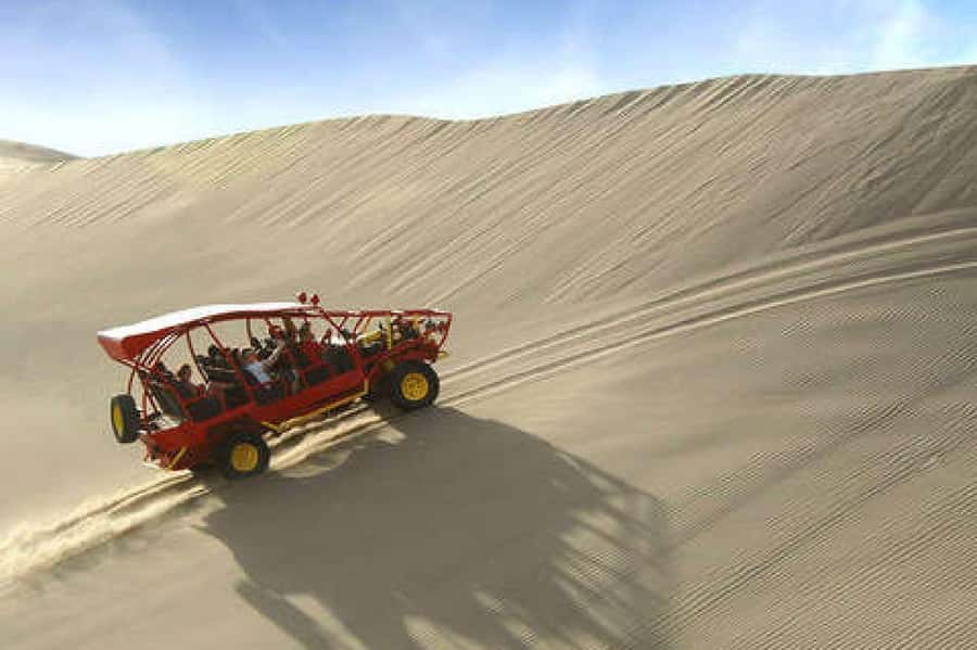 Huacachina: Sandboarding and 4x4 Desert Adventure - The 4x4 Ride Across Huacachina’s Dunes