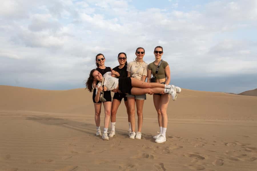 Huacachina: Sandboarding and 4x4 Desert Adventure - Timing, Language, and Group Size