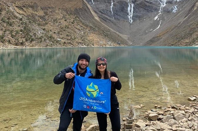 Humantay Lagoon Tour - The descent, meal, and ride back to Cusco