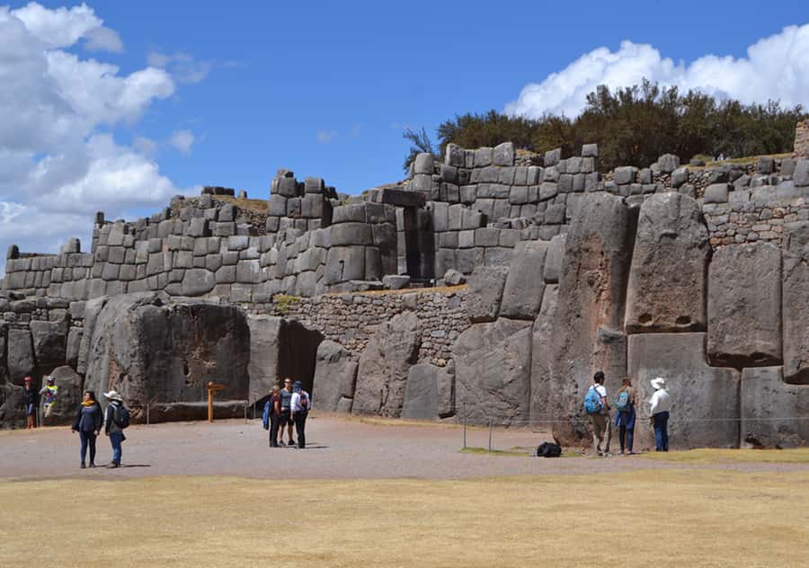 In Cusco: Saqsaywaman, Qenqo, Pukapukara, Tambomachay. - Key points to know before booking