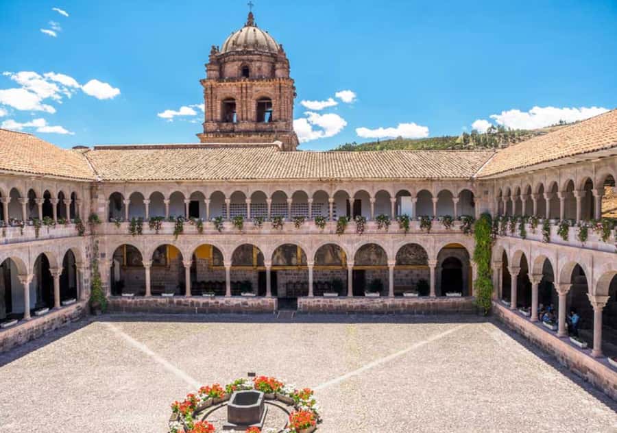 In Cusco: Saqsaywaman, Qenqo, Pukapukara, Tambomachay. - Starting at Qoricancha, the Temple of the Sun