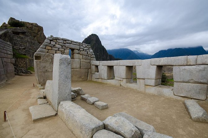 Inca Trail Trek to Machu Picchu - 2 Days (Small Group or Private) - Returning by train and private van