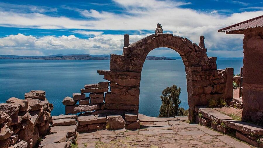 Lake Titicaca 2-Day Tour to Uros, Amantani and Taquile - Weather, luggage, and practical preparation