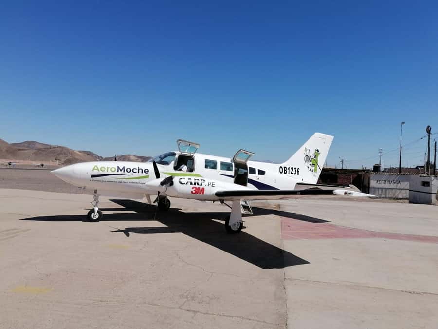 Lima: Ballestas & Huacachina Day Trip w/ Nazca Lines Flight - Huacachina Oasis and the golden dunes