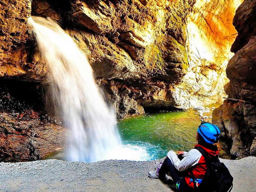 Lima: Cañon de Autisha | Explore the Center of the Earth - Getting suited up for the canyon