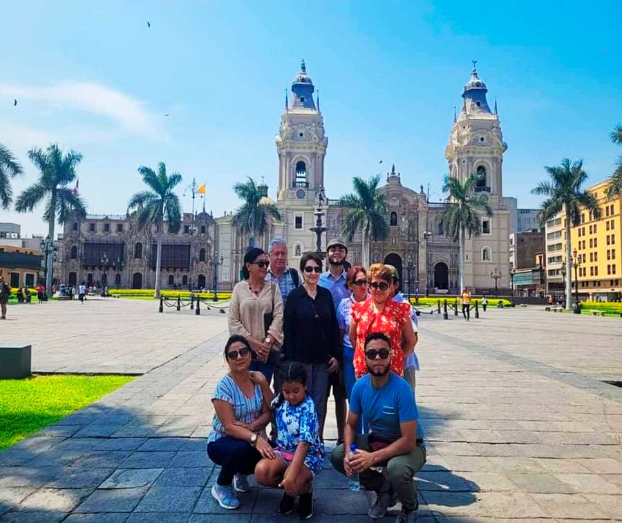 Lima: City Highlights Walking Tour & Catacombs - Why the San Francisco catacombs make this Lima tour different
