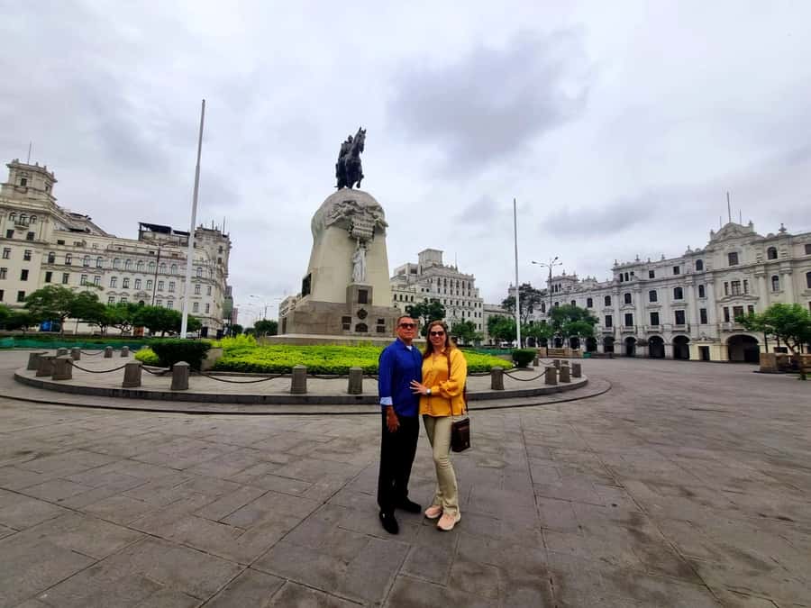 Lima: City Highlights Walking Tour & Catacombs - Plaza Mayor and Lima’s grandest civic buildings