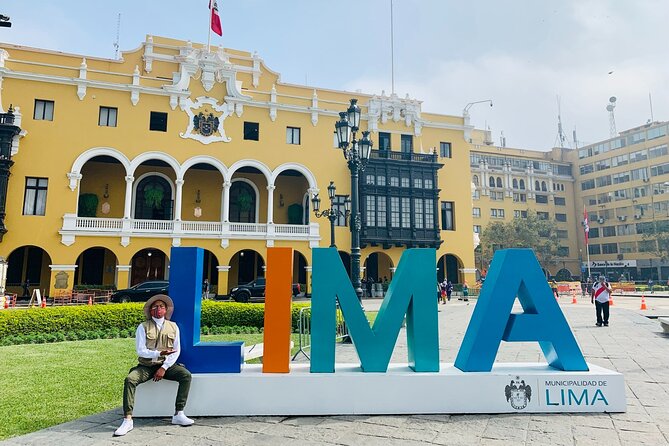 Lima City of The Kings Walking Tour Including Catacombs - Walking Jiron de la Union