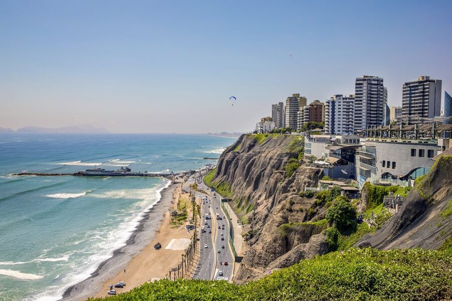 Lima: City Sightseeing Panoramic Bus Tour - Miraflores parks, mansions, and boardwalk views