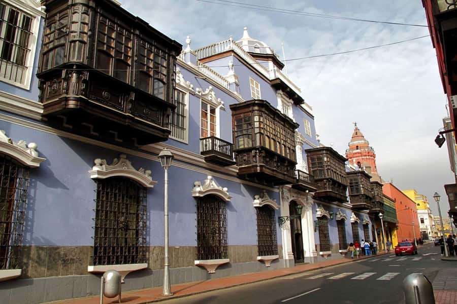 Lima : City tour 360° Panoramic bus - Sightseeing Tour - Who should book this Lima bus tour?