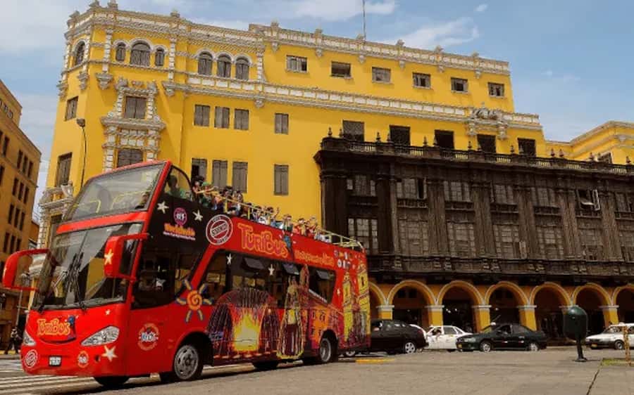 Lima : City tour 360° Panoramic bus - Sightseeing Tour - The Magic Water Circuit and Parque de la Reserva