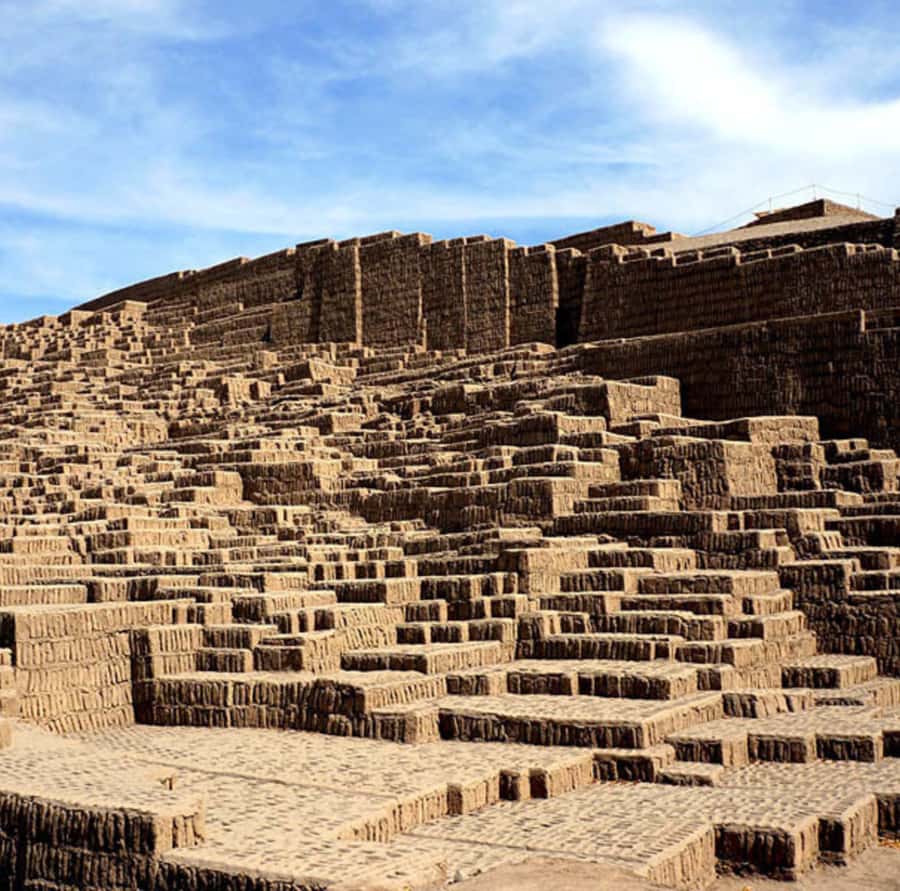 Lima city tour: Larco Museum and Huaca Pucllana - The road to the Larco Museum