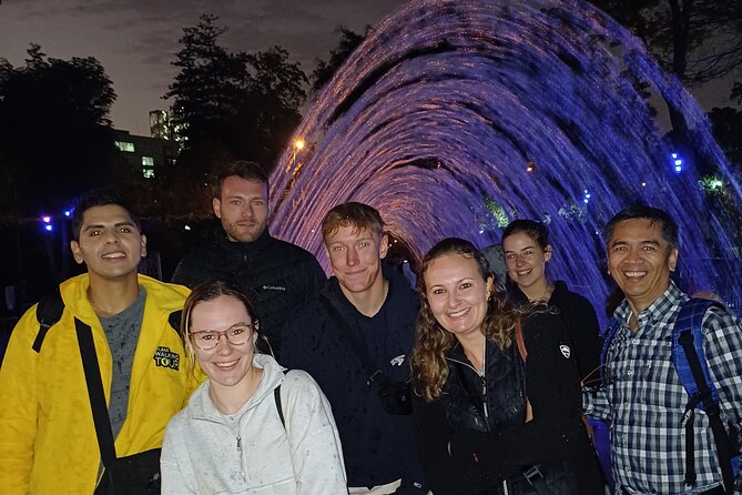 Lima Evening Tour: Magic Water Circuit & Fountain Show - The guide can shape the evening