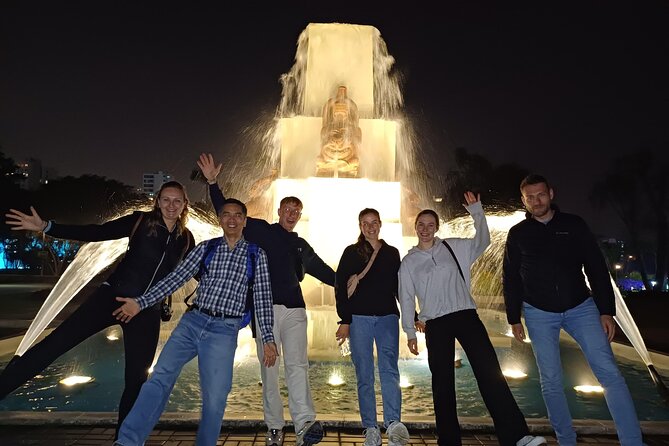 Lima Evening Tour: Magic Water Circuit & Fountain Show - Starting at 5:00 pm with a bilingual guide