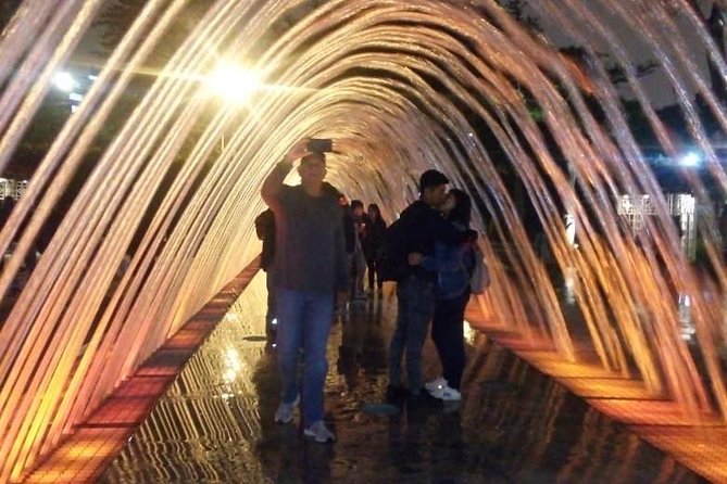 Lima FD Experience Pachacamac, Barranco, City Centre & Water Park - The Magic Water Circuit ends the day with color