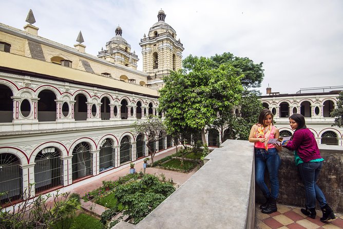 Lima FD Experience Pachacamac, Barranco, City Centre & Water Park - Barranco brings art, old streets, and a lunch break