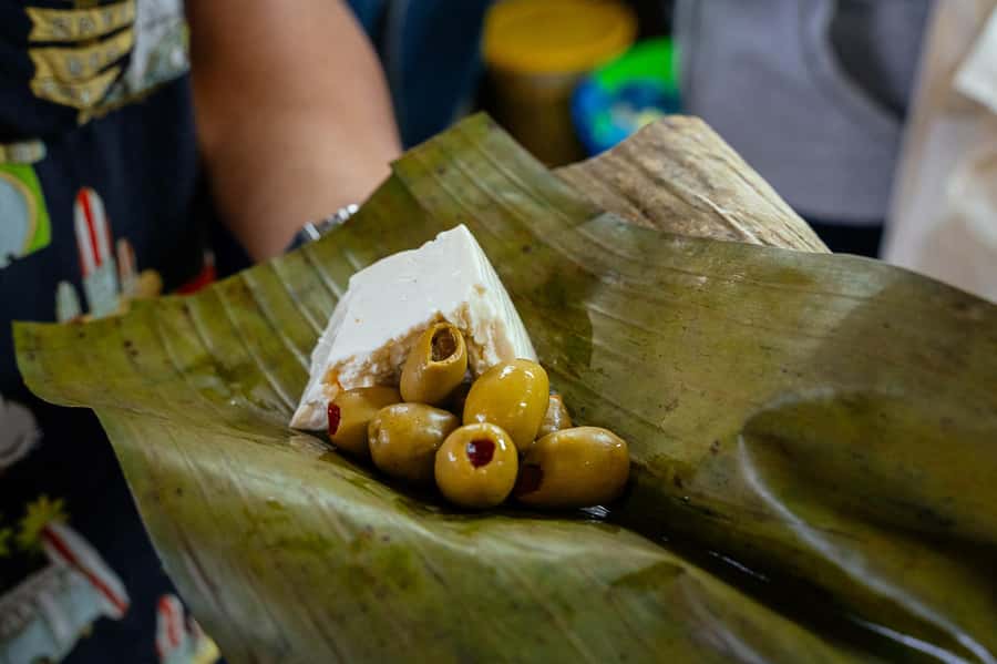 Lima: Flavors and Tradition Walking Tour with Food Tasting - Coffee at Terrua starts the morning