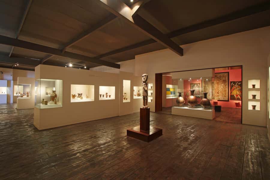 Lima: Half-Day Private Lima City Tour and Larco Museum - A smart four-hour introduction to Lima