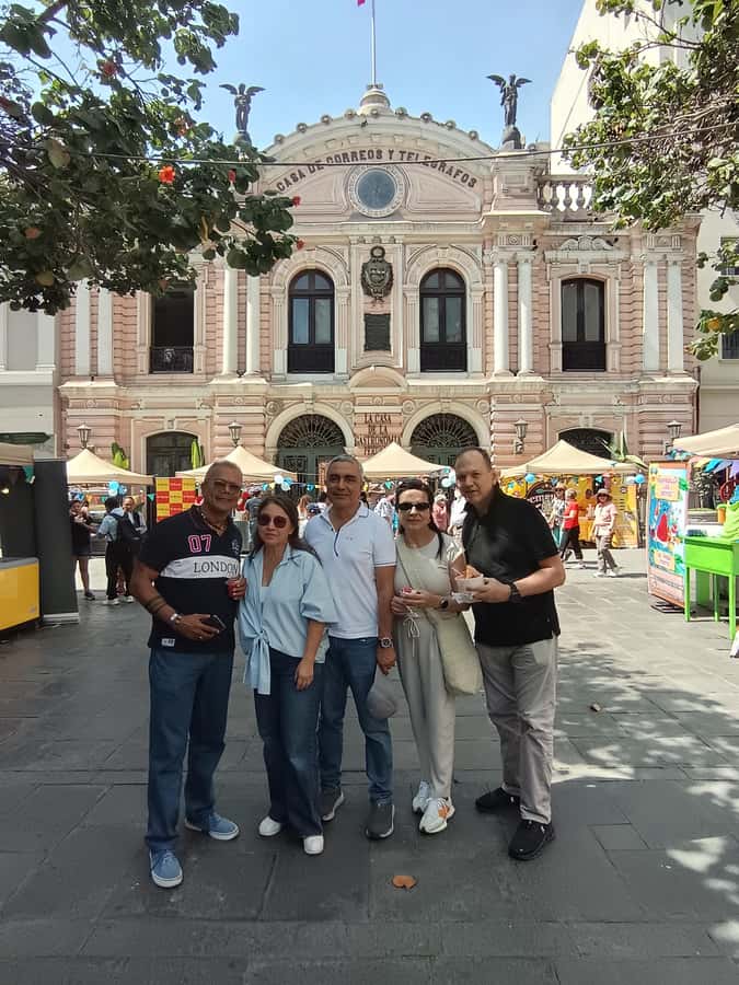 Lima: Historic Center Walking Tour with Pisco Sour Tasting - Taulichusco, old post buildings, and Santo Domingo