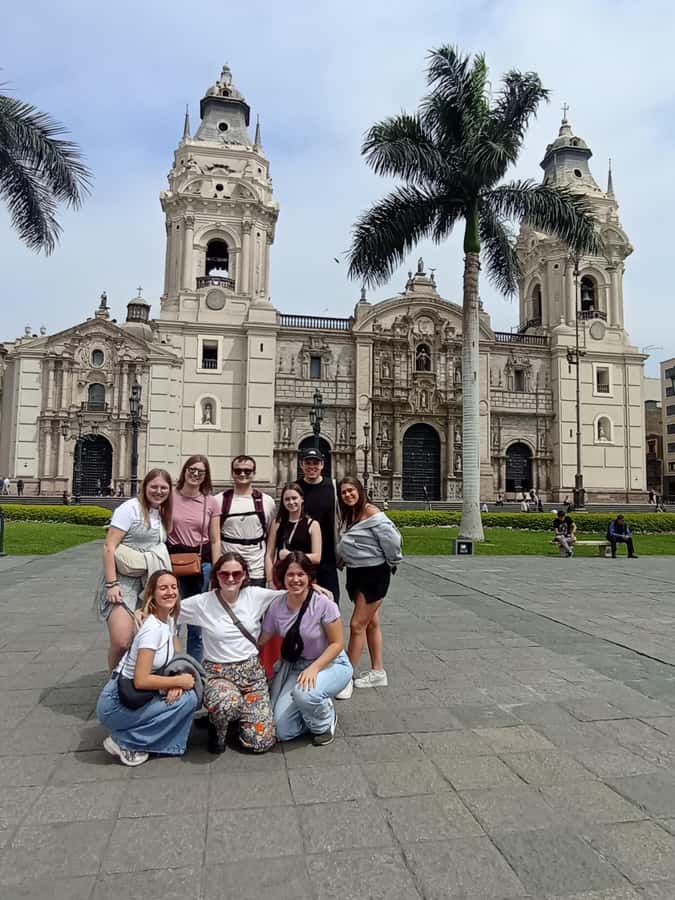 Lima: Historic Center Walking Tour with Pisco Sour Tasting - What the $25 price really covers
