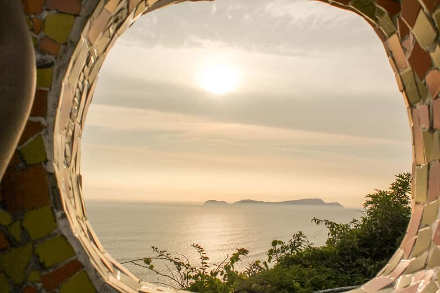 Lima: Historic Downtown, Miraflores & Catacombs Private Tour - Larcomar and the final ocean view