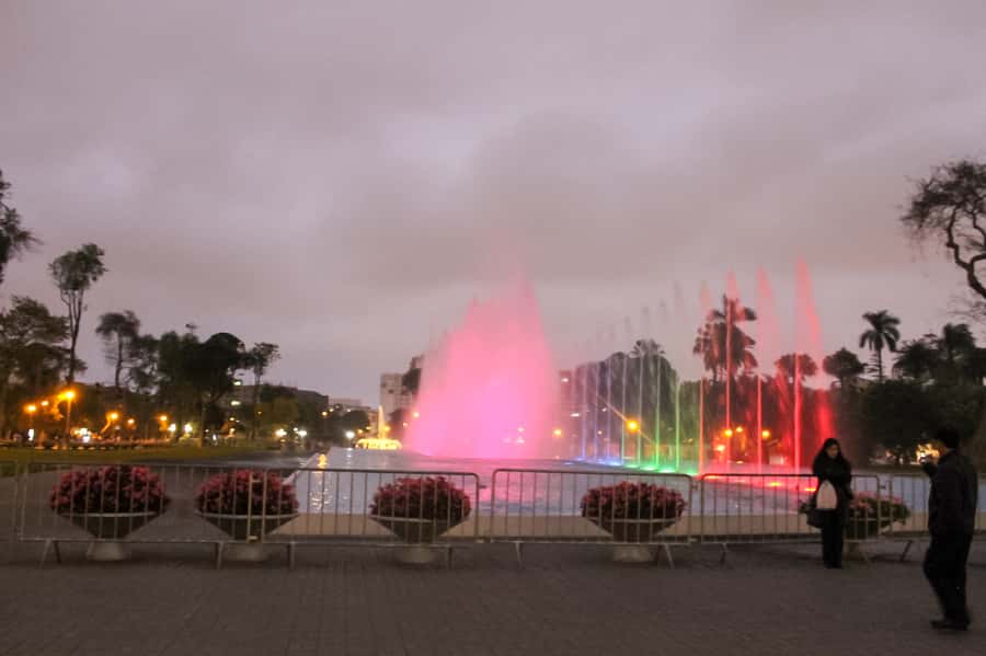 Lima: Lights, Pisco, and Fun Night Tour and Pisco Tasting - Small-group format and guide support