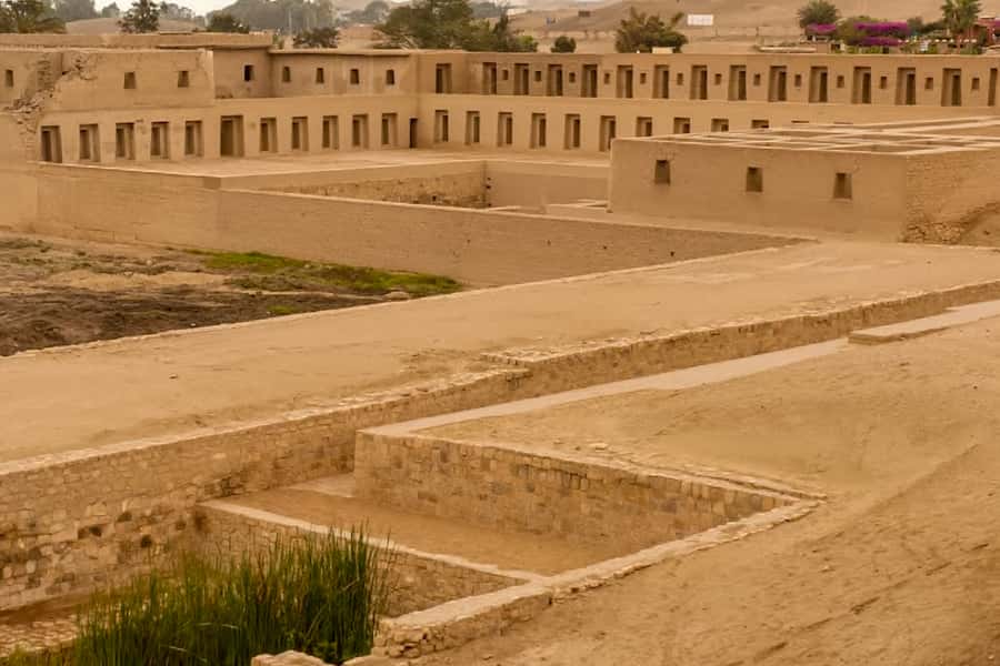 Lima: Pachacamac Ruins & Barranco Half-Day Guided Tour - Who should book it