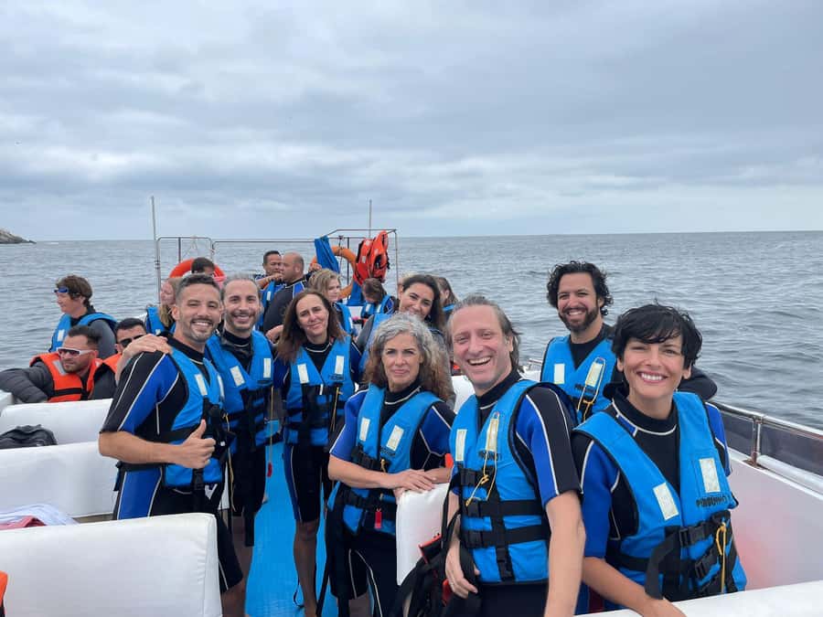Lima: Palomino Islands Speedboat Tour & Swim with Sea Lions - Speeding past El Camotal and San Lorenzo Island
