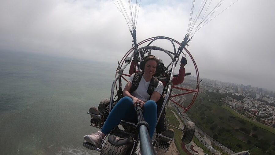 Lima: Paragliding Flight Over Costa Verde Districts - The HD video is a useful extra, with one warning