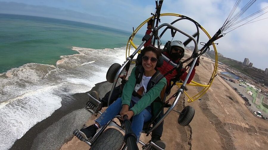 Lima: Paragliding Flight Over Costa Verde Districts - Safety, weather, and suitability