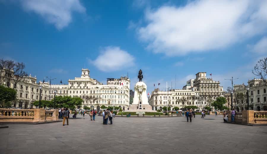 Lima: Private Classic City Tour - Huaca Pucllana, an ancient temple in modern Miraflores