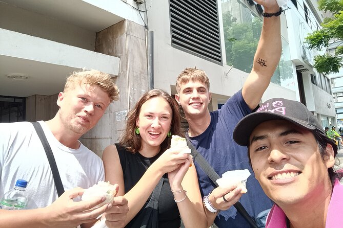Lima Street Food Tour Beyond Netflix - Lima’s historic center and the optional Pisco Sour