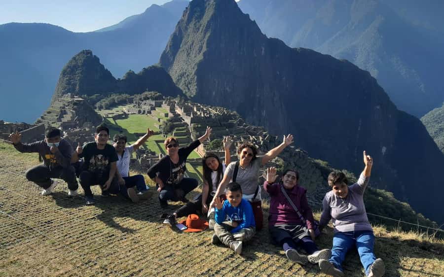 Machu Picchu: 1-day tour by Vistadome Panoramic train - The Vistadome train from Ollantaytambo