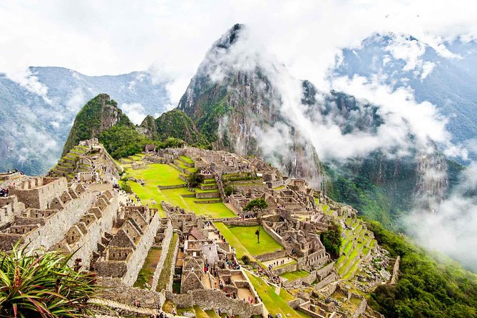 Machu Picchu 2-Day Adventure by Train with Overnight Stay - The 6:30 a.m. start from Cusco
