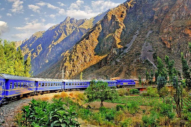 Machu Picchu 2-Day Adventure by Train with Overnight Stay - The train from Ollantaytambo to Aguas Calientes