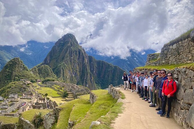 Machu Picchu Full Day Tour from Cusco(Small Groups ) - The train ride beside the Urubamba River
