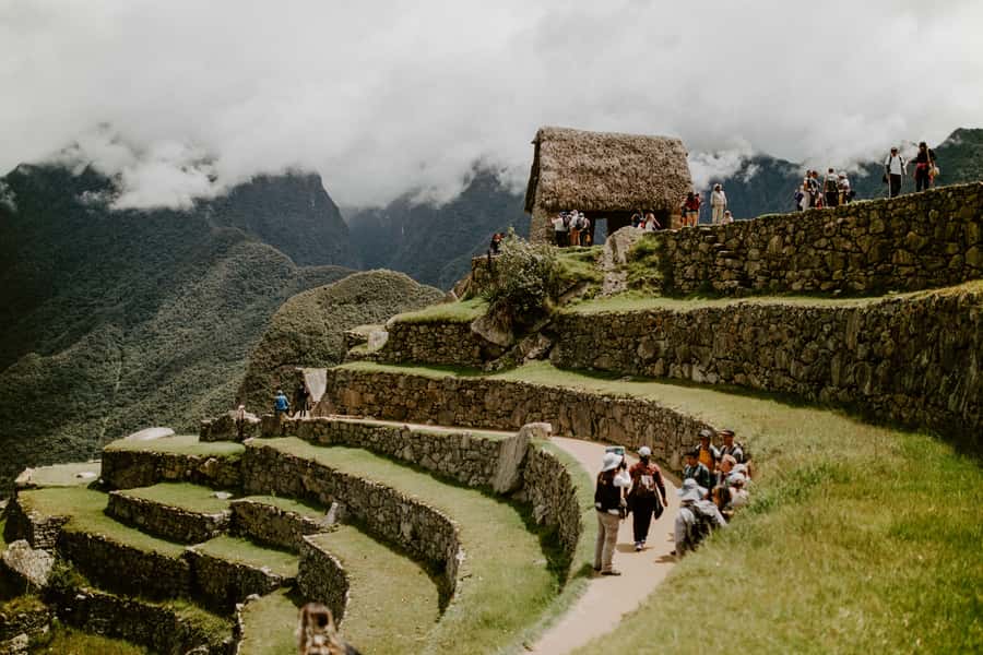 Machu Picchu: Full-Day Tour from Cusco with Optional Lunch - The Ollantaytambo to Aguas Calientes train