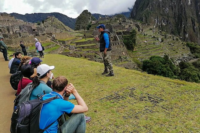 Machu Picchu full day trip from Cusco - The 4:00 AM pickup and drive to Ollantaytambo