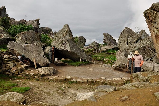 Machu Picchu Private Archaeological and Historical Guided Tour - What the explanations add to Machu Picchu