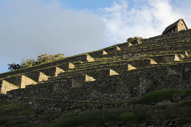 Machu Picchu Tour From Cusco Full Day - Ollantaytambo to Aguas Calientes by train