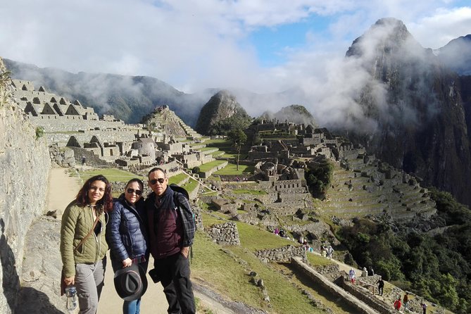 Machupicchu Guide Service - A private guide changes the Machu Picchu visit