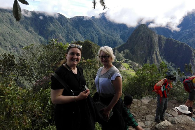 Machupicchu Guide Service - Stop 1: Mariposario de Machupicchu