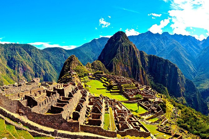 Mystical Journey: 2-Day Private Adventure to Machu Picchu - Day 2: The early bus to Machu Picchu