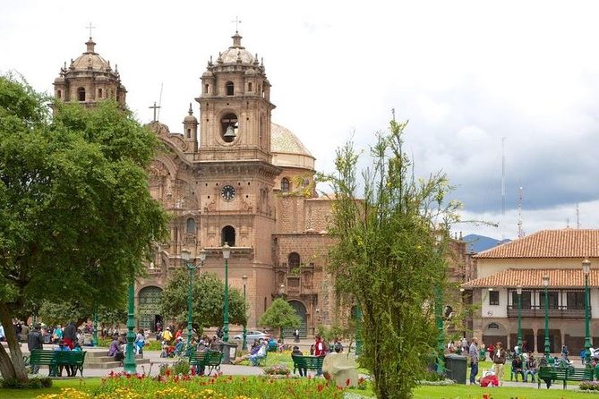Open Bus Cusco City Tour - The Andean ceremony and the shopping stops