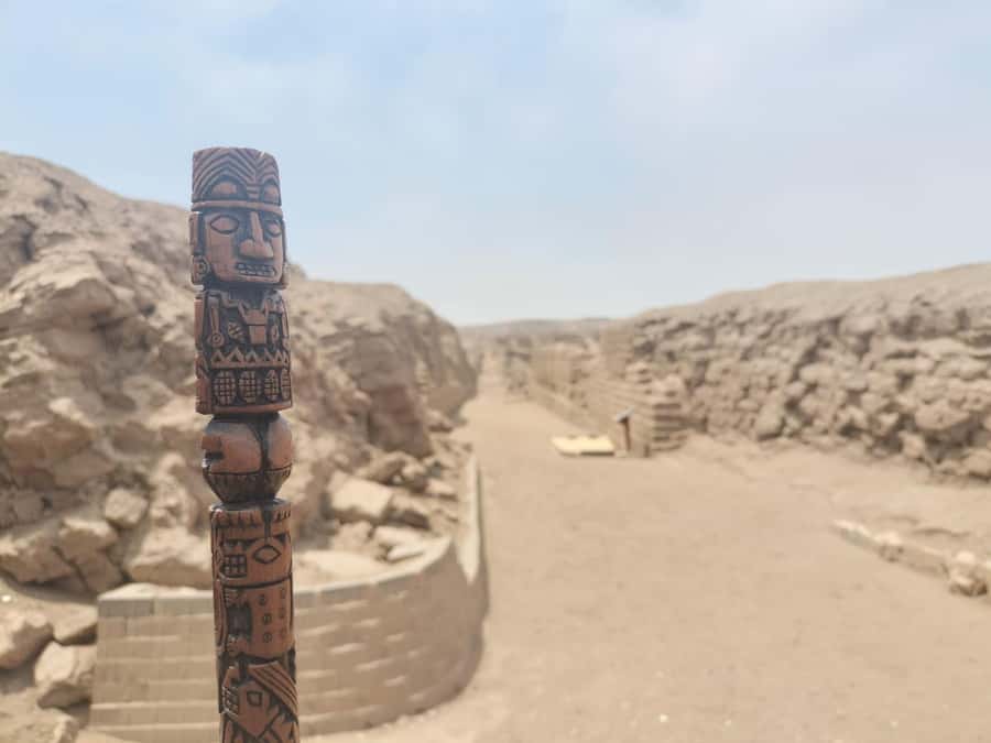 Pachacamac: Private tour of the Great Archaeological Sanctuary and Site Museum - Walking the Qhapaq Ñan pilgrimage route