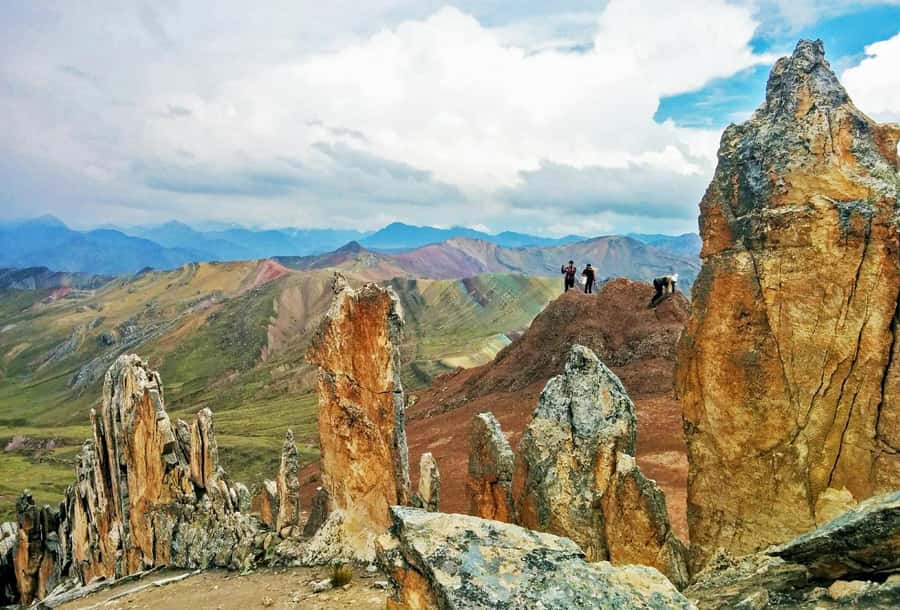 Palcoyo colored mountain hike + stone forests - Returning to Cusipata for a Buffet Lunch