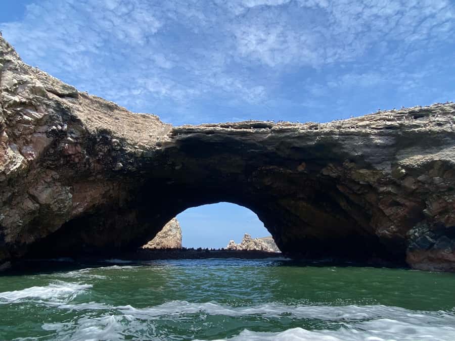 PARACAS: BALLESTAS ISLANDS AND NATIONAL RESERVE - The three islands and their rocky monuments