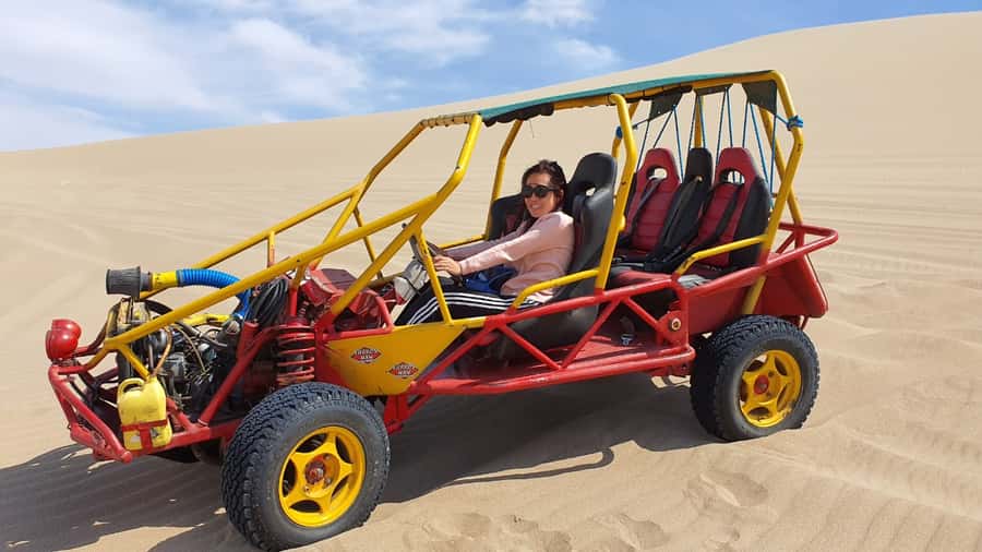 Paracas or Pisco: Private Huacachina Oasis Tour & Buggy Ride - Cleaning off the sand before the return to Paracas