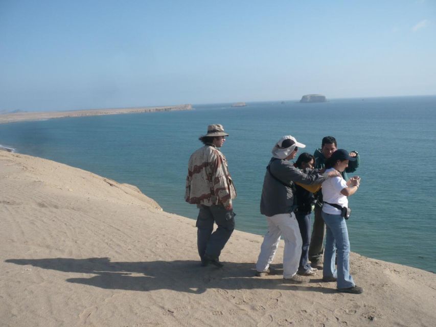 Paracas:Private Tours Paracas National Reserve all inclusive - The guides make the difference